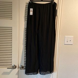 Alex Evenings Wide Leg Chiffon Sheer with lining formal pants. NWT.